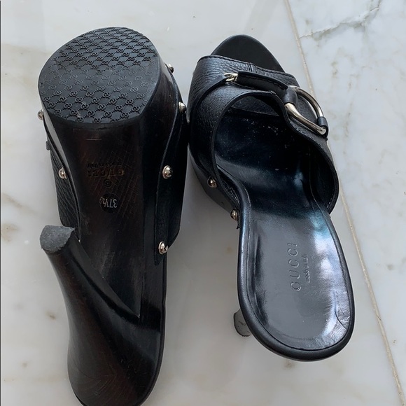 Authentic Gucci black leather - Picture 2 of 4